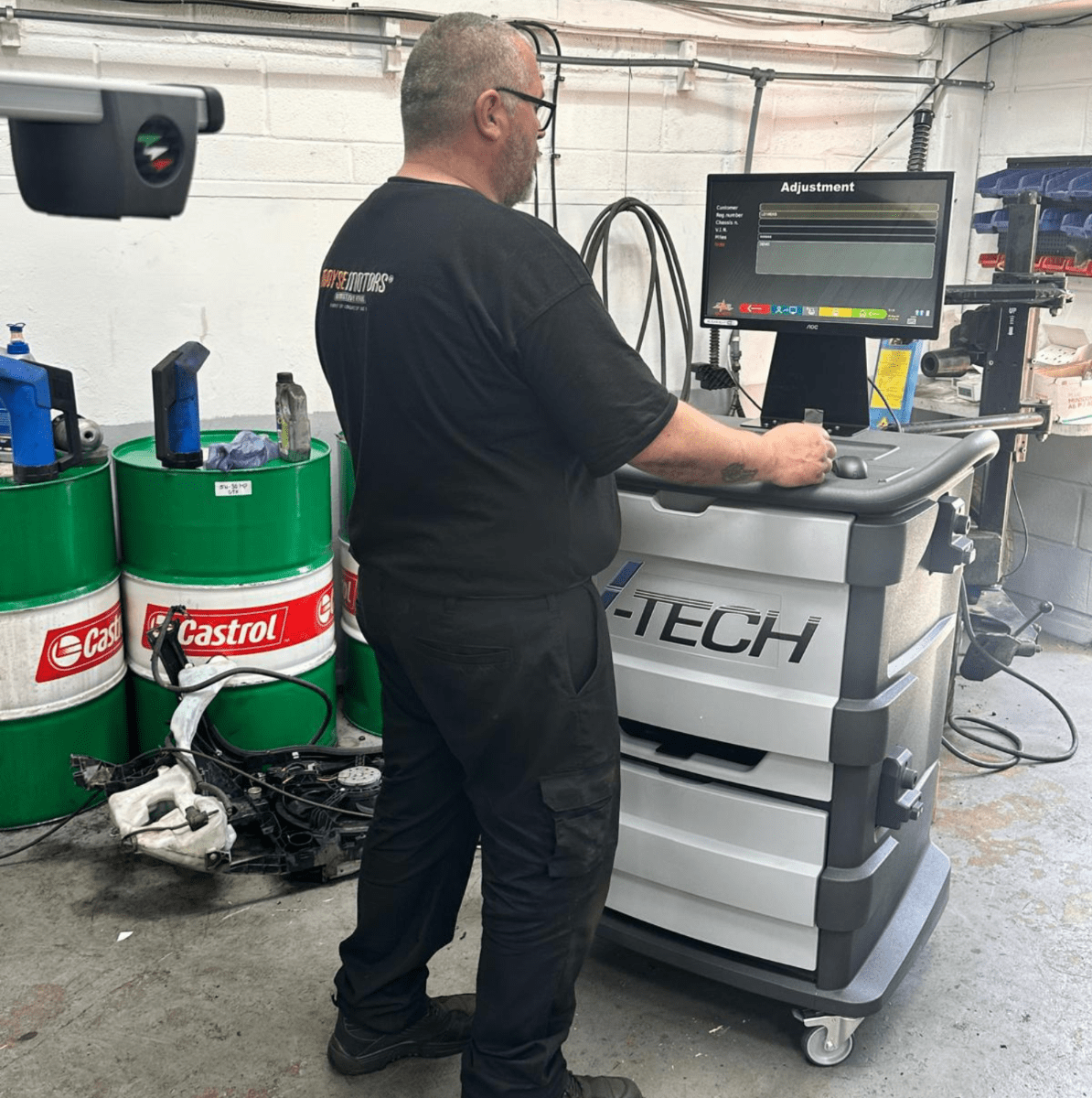wheel alignment machine